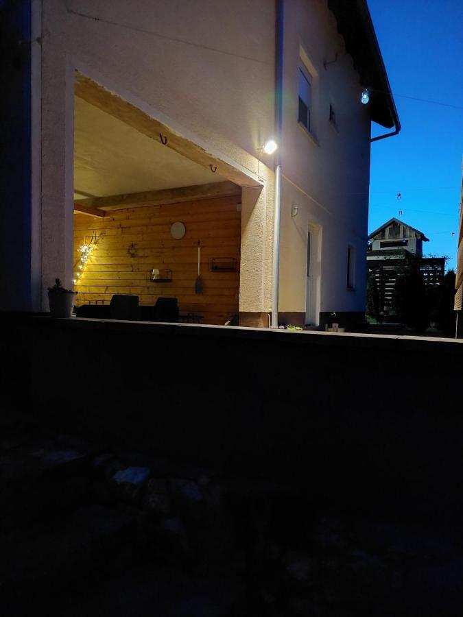 ドレツニック・グラードApartman Hanaアパートメント エクステリア 写真