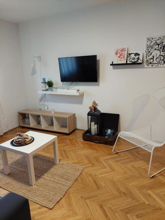 ドレツニック・グラードApartman Hanaアパートメント エクステリア 写真