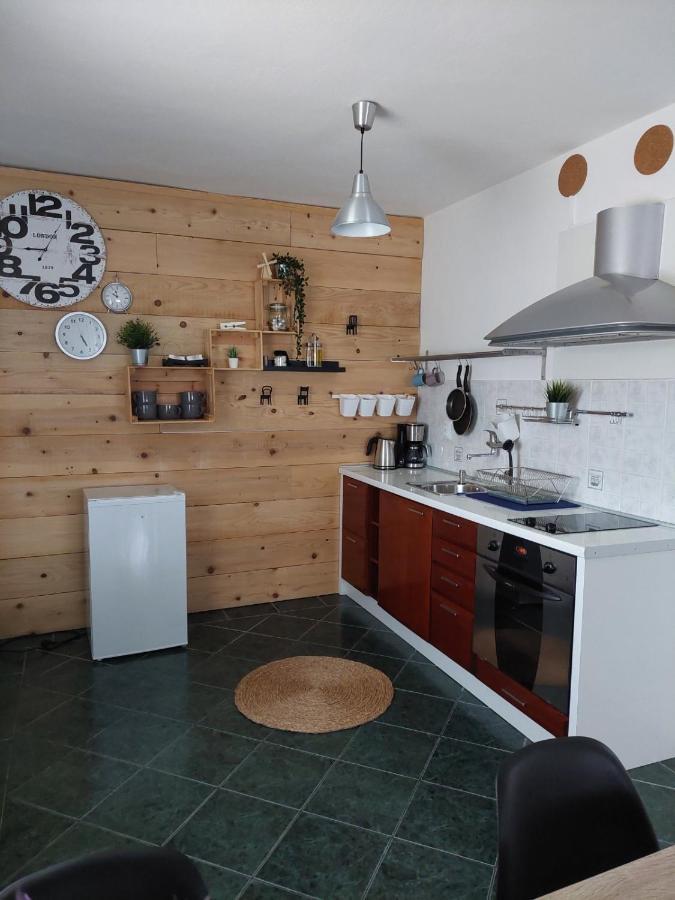 ドレツニック・グラードApartman Hanaアパートメント エクステリア 写真